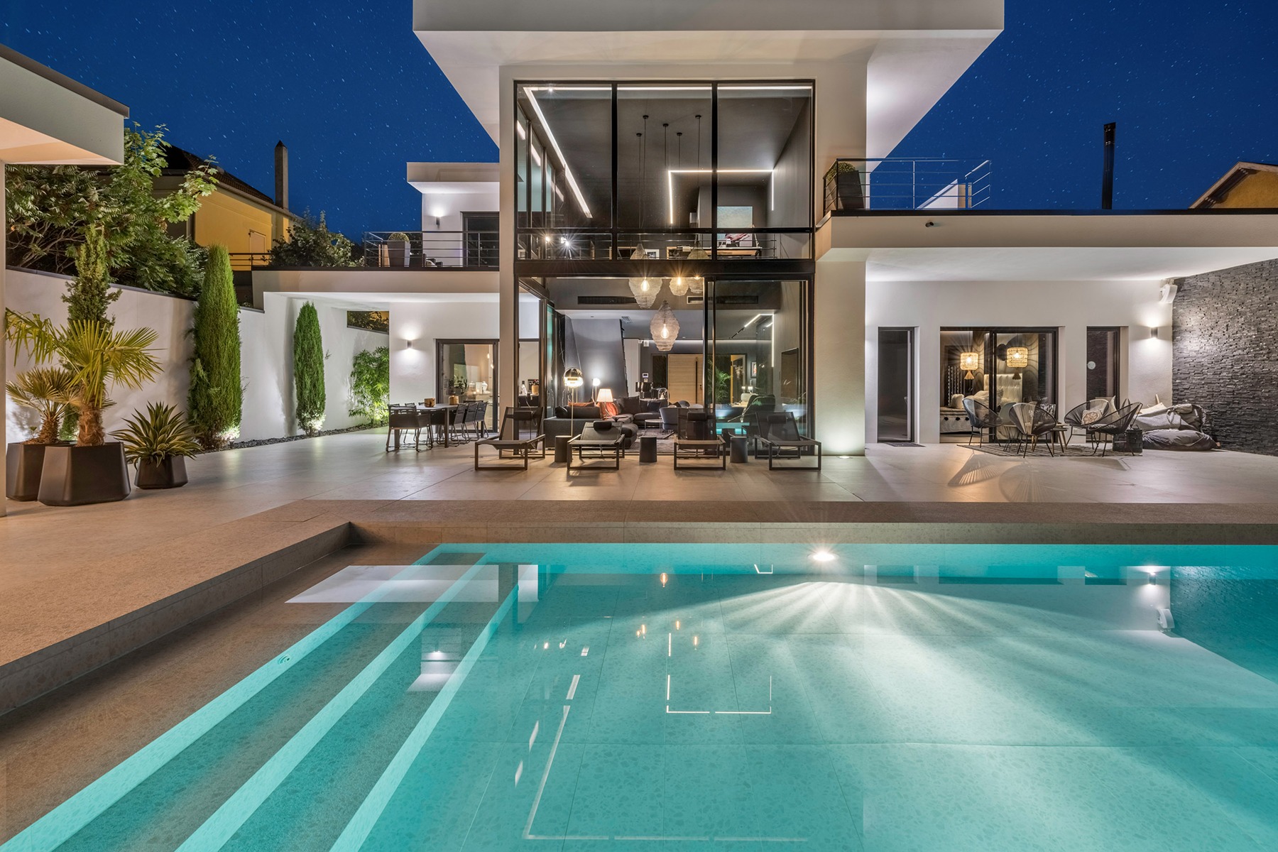 Alexandre Montagne Photographe immobilier de nuit